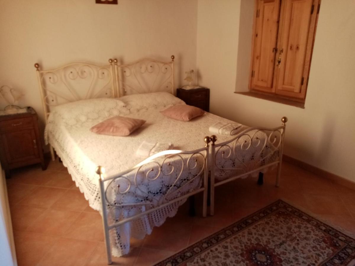Casa Serena Villa Petrognano  ภายนอก รูปภาพ